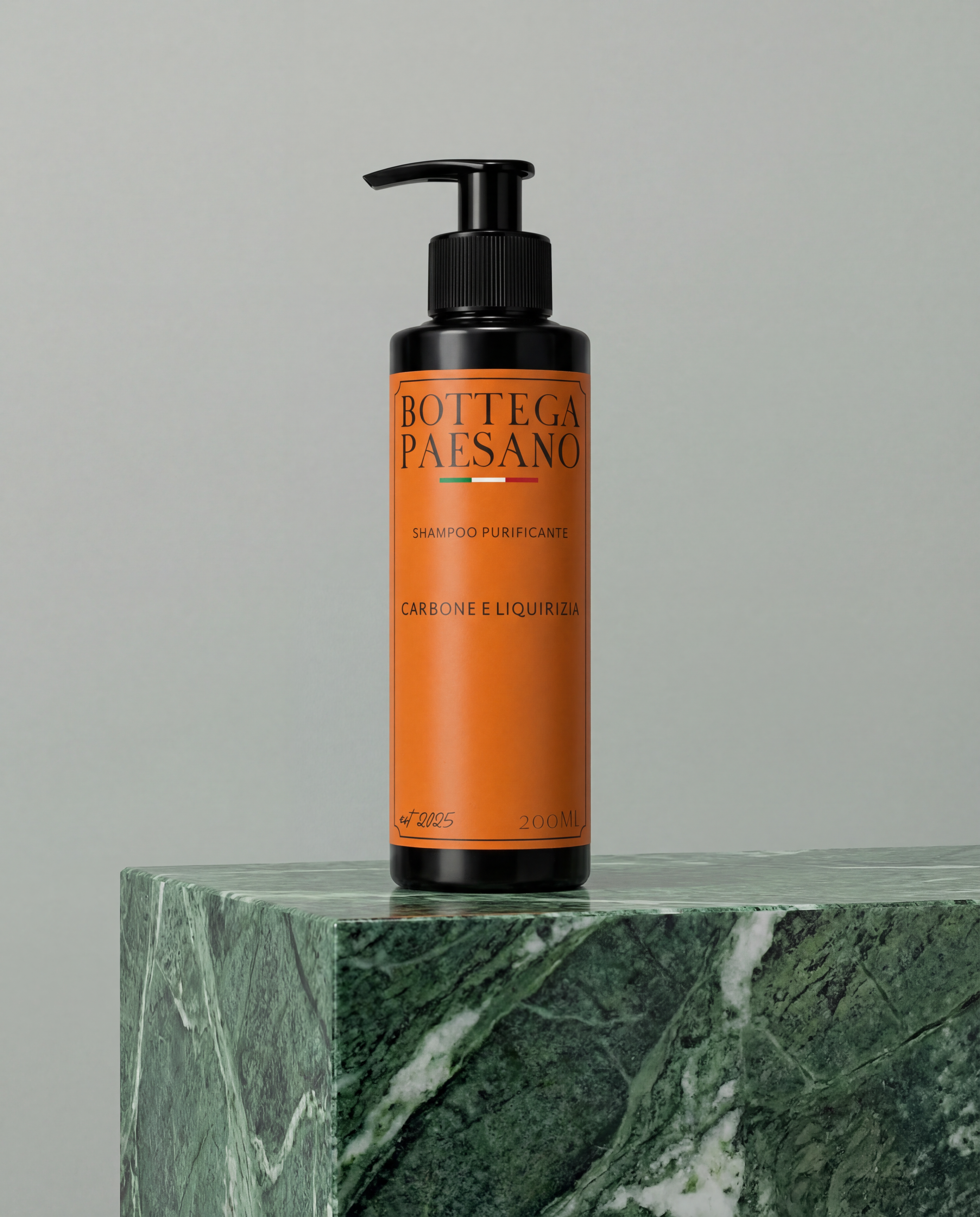 SHAMPOO PURIFICANTE CARBONE E LIQUIRIZIA