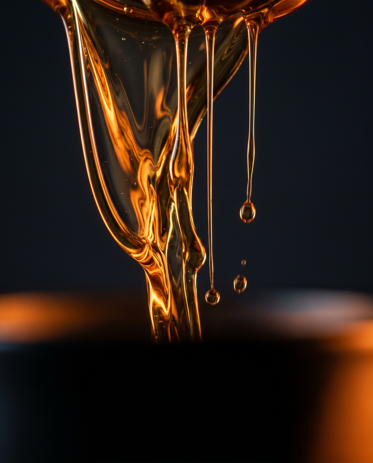 OLIO DA BARBA AL CAFFE' - applicazione