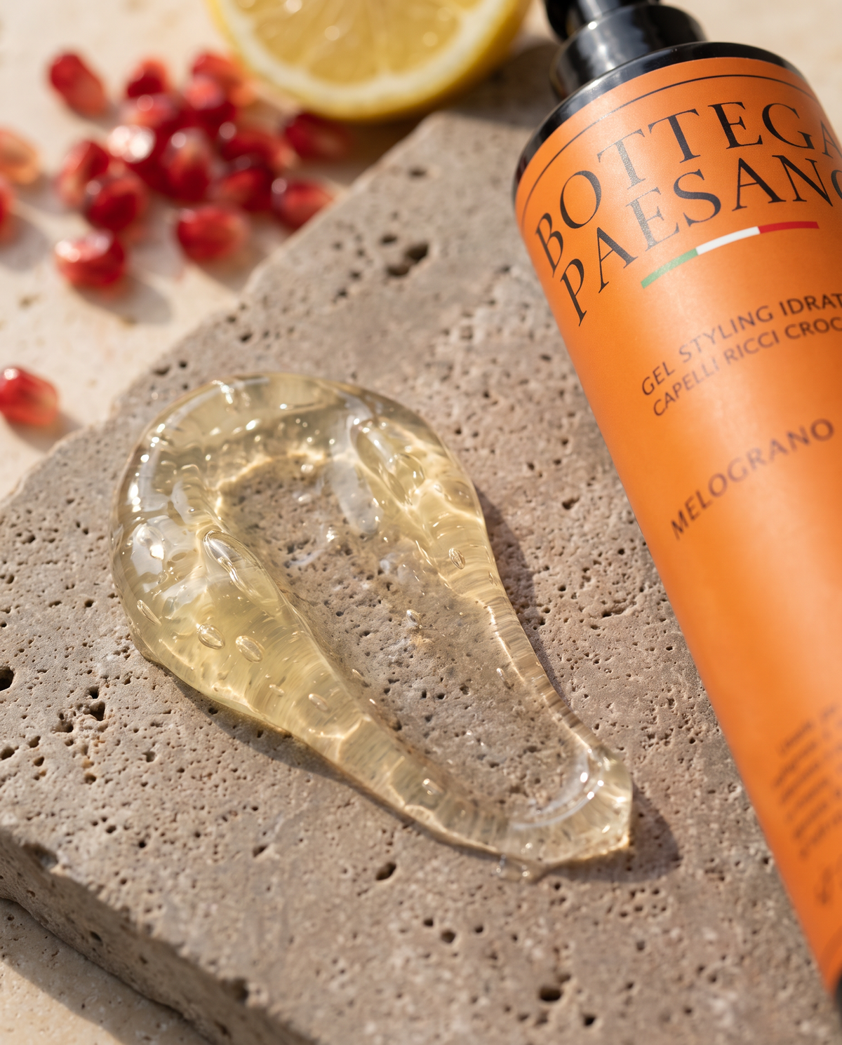 Gel Styling Capelli Ricci croccante: la texture, gel trasparente giallo — Bottega Paesano