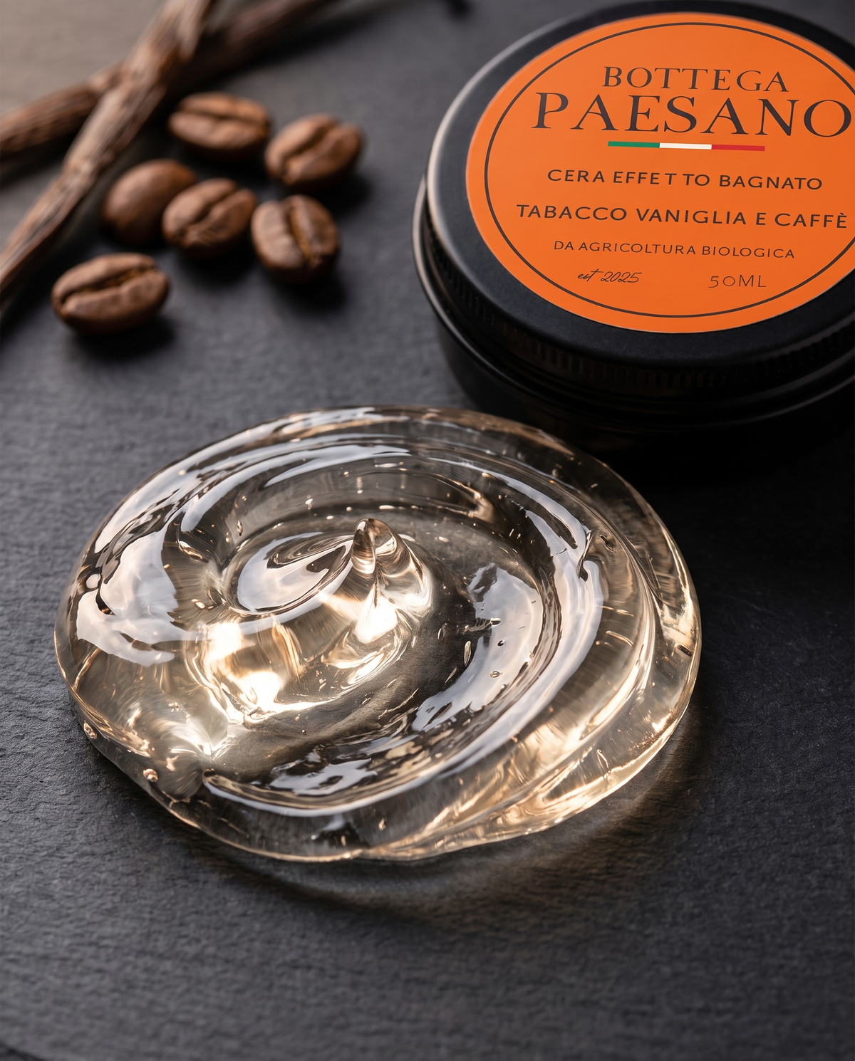 Cera Effetto Bagnato Tabacco Vaniglia e Caffè Bottega Paesano: la texture, trasparente e lucida
